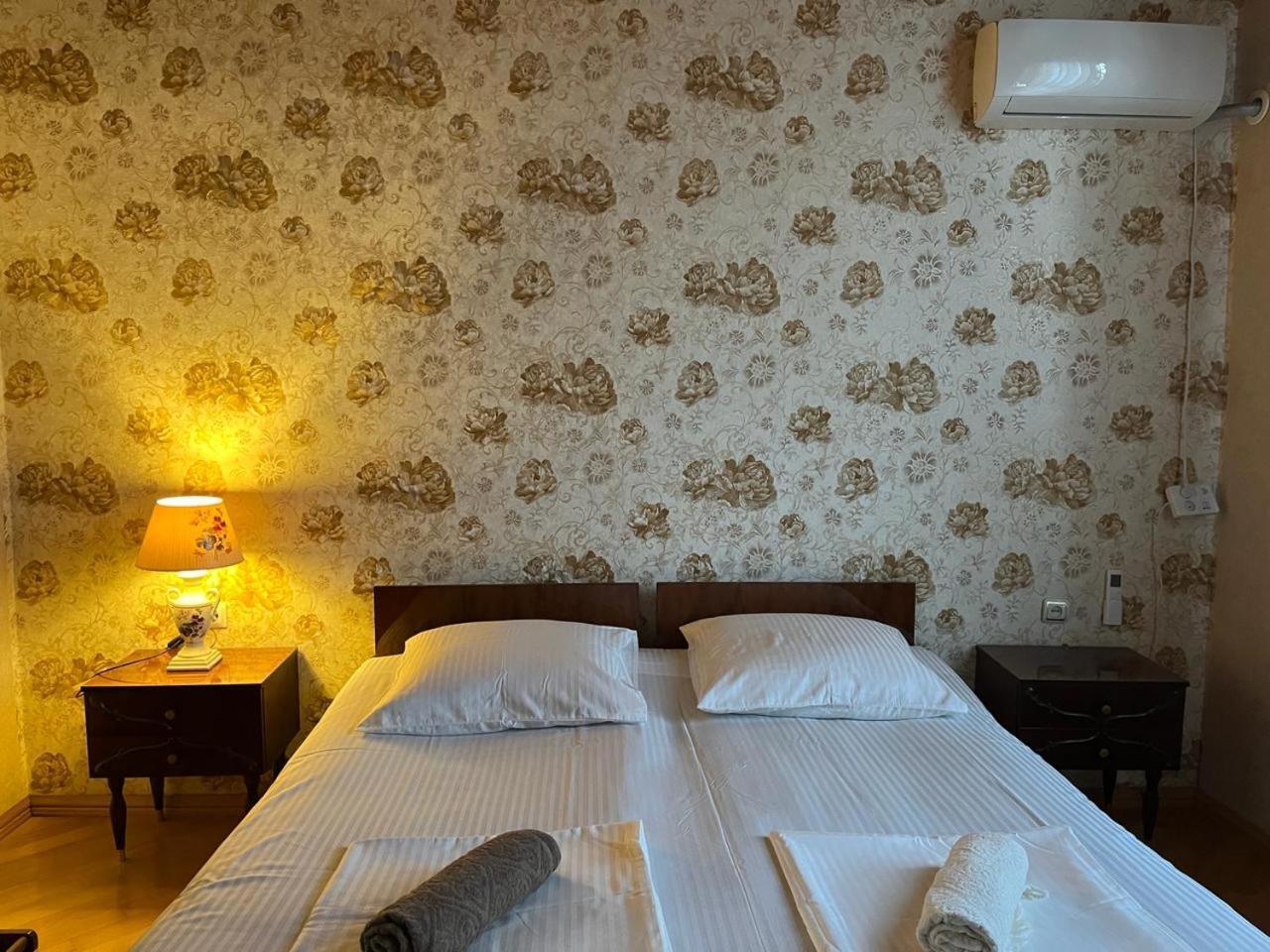 Guest House Levan II Dadiani Zugdidi Exterior photo